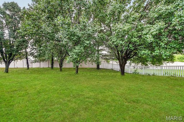 130 Wild Pigeon Ct, O'fallon, MO 63368