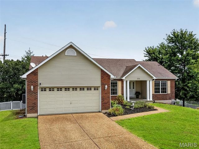 130 Wild Pigeon Ct, O'fallon, MO 63368