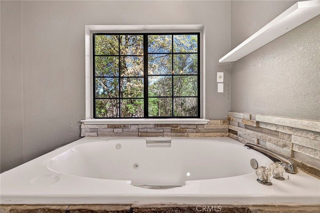 Image 33 of property listing at 1369 Forbestown Road, Oroville, CA 95966