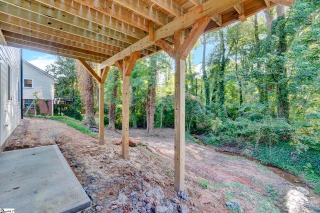 15 Meadow Crest Circle, Greenville, SC 29609