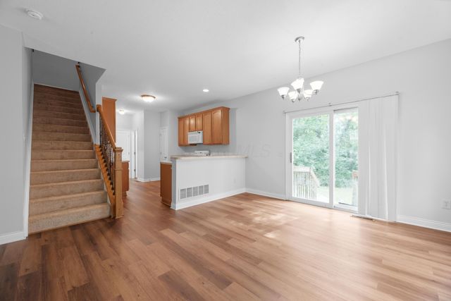 2694 Kantian Drive, Columbus, OH 43219