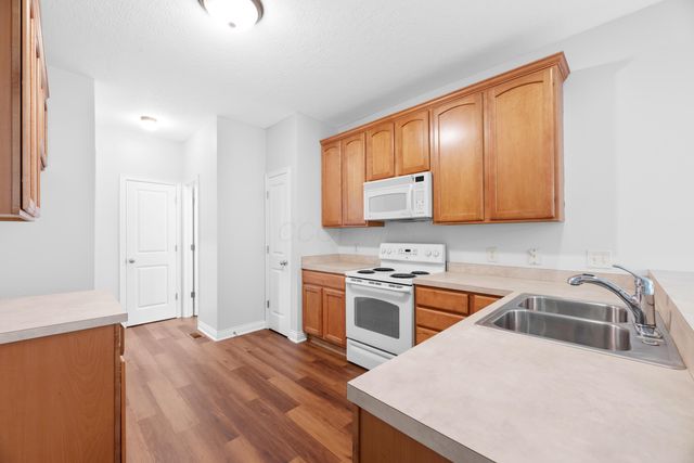 2694 Kantian Drive, Columbus, OH 43219