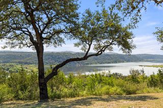 111 Swift Water RD, Marble Falls, TX 78654