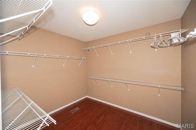 34 Logan Crossing Circle, O'fallon, MO 63366