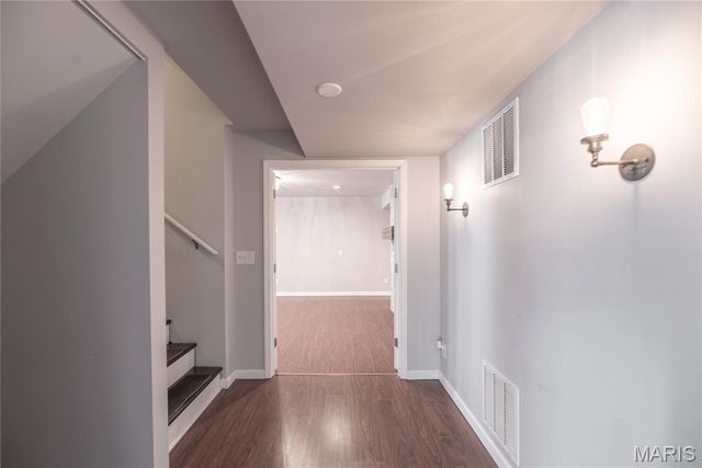 34 Logan Crossing Circle, O'fallon, MO 63366