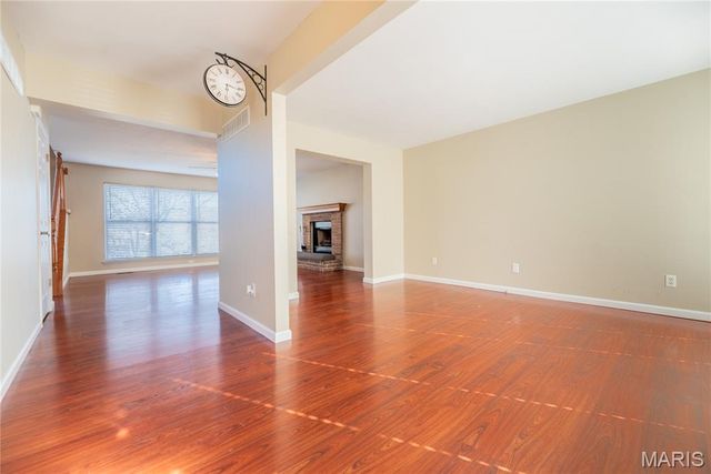 34 Logan Crossing Circle, O'fallon, MO 63366