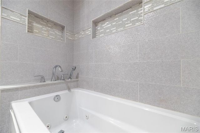 34 Logan Crossing Circle, O'fallon, MO 63366