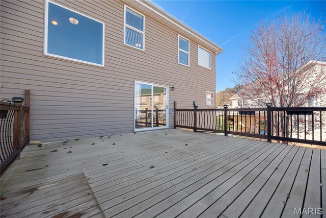 34 Logan Crossing Circle, O'fallon, MO 63366