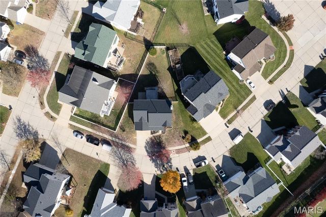 34 Logan Crossing Circle, O'fallon, MO 63366