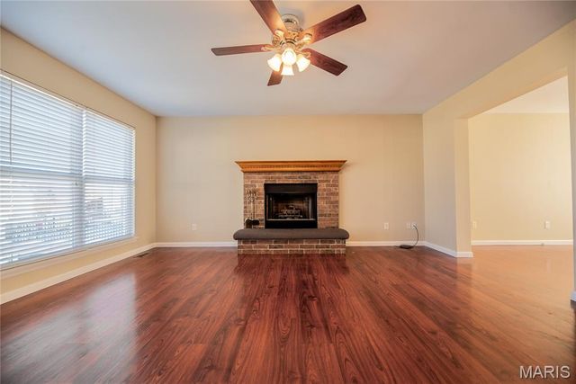 34 Logan Crossing Circle, O'fallon, MO 63366