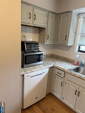 10 Colonial Drive H, Little Falls, NJ 07424