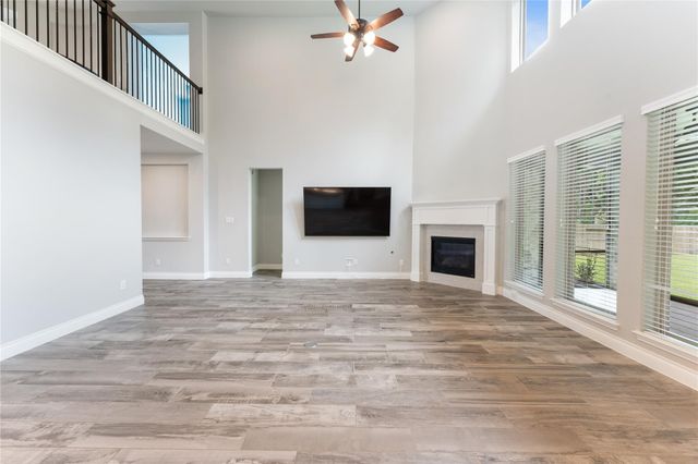 225 Bronze View Drive, Montgomery, TX 77316