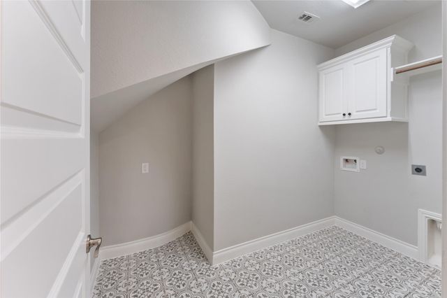 225 Bronze View Drive, Montgomery, TX 77316