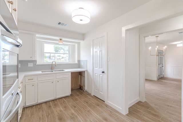 10519 Kirkwren Drive, Houston, TX 77089
