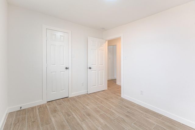 10519 Kirkwren Drive, Houston, TX 77089