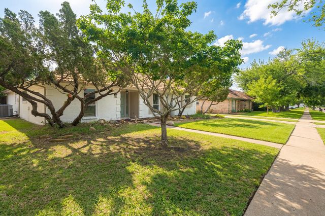 10519 Kirkwren Drive, Houston, TX 77089