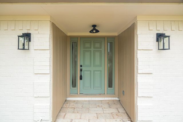 10519 Kirkwren Drive, Houston, TX 77089