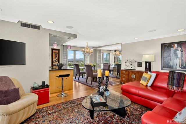 130 N Pearl Street 1703, Denver, CO 80203