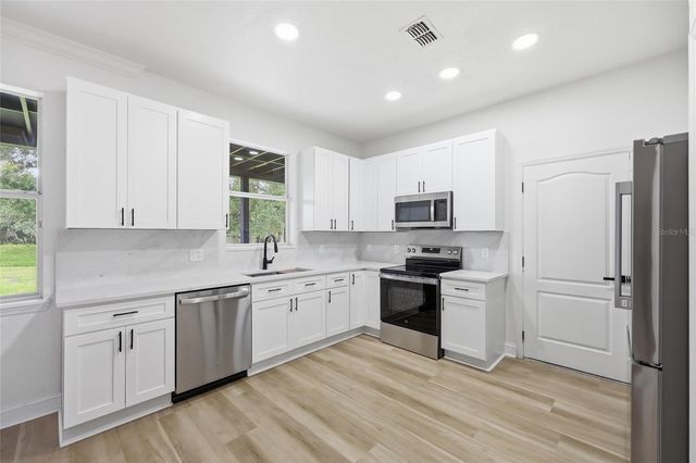 2124 CONTINENTAL STREET, St Cloud, FL 34769