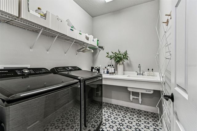 28748 RAMBUTAN DRIVE, Wesley Chapel, FL 33543