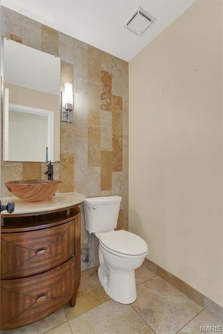 2814 Spruce Ridge Court, St Charles, MO 63303