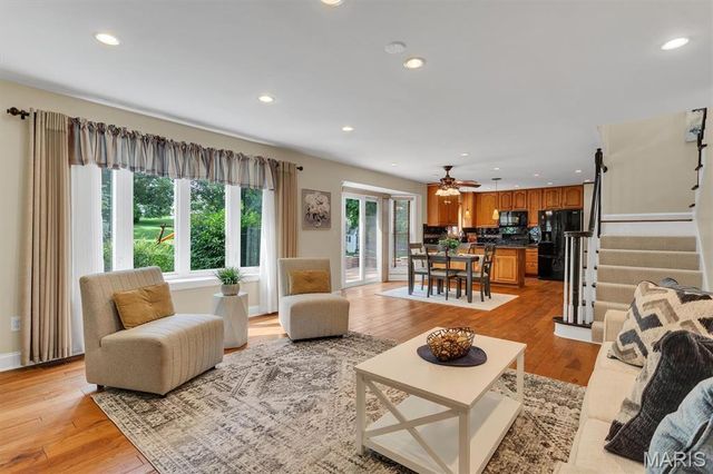 2814 Spruce Ridge Court, St Charles, MO 63303
