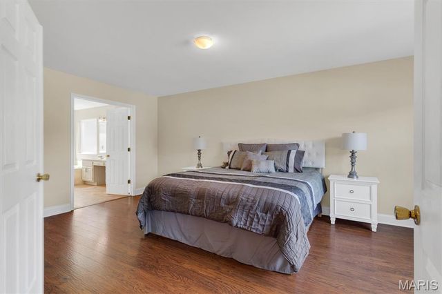 2814 Spruce Ridge Court, St Charles, MO 63303