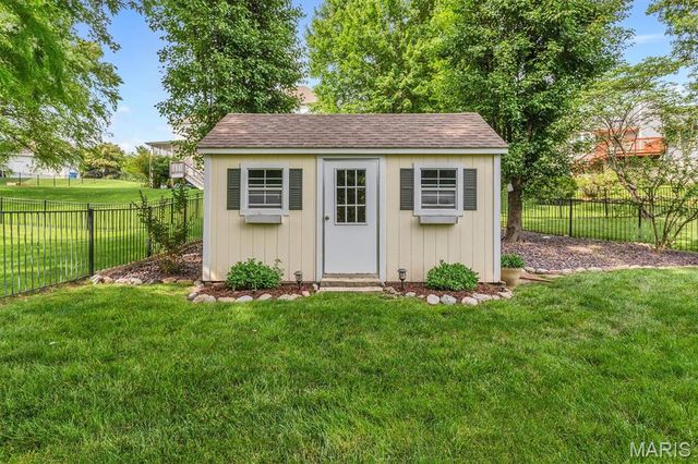 2814 Spruce Ridge Court, St Charles, MO 63303