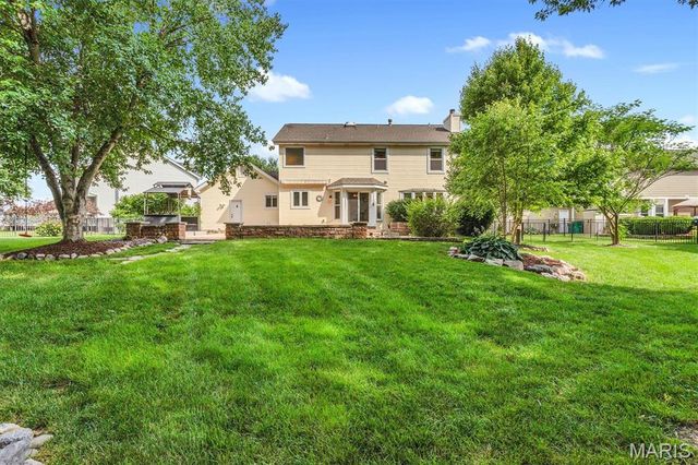 2814 Spruce Ridge Court, St Charles, MO 63303