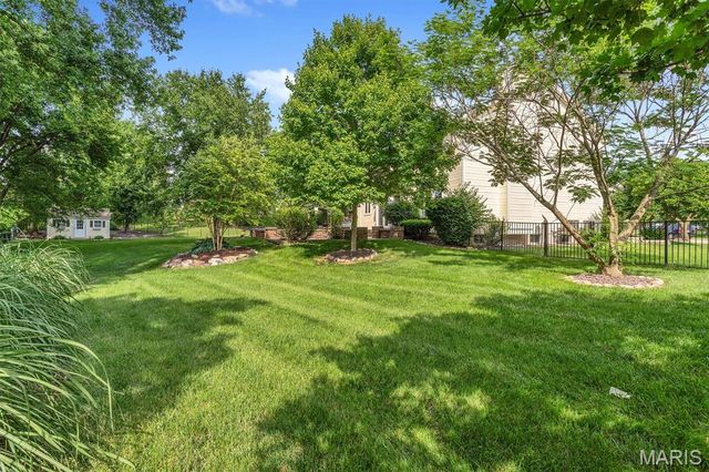 2814 Spruce Ridge Court, St Charles, MO 63303