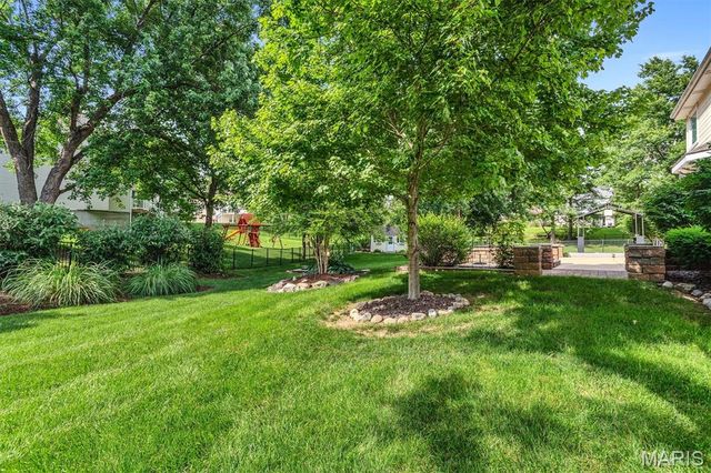 2814 Spruce Ridge Court, St Charles, MO 63303