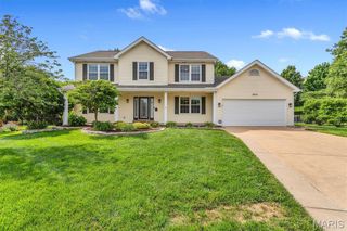 2814 Spruce Ridge Court, St Charles, MO 63303