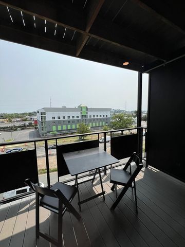 585 Revere Beach Pkwy 403, Revere, MA 02151
