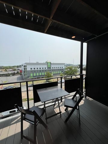 585 Revere Beach Pkwy 403, Revere, MA 02151