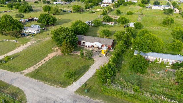 9600 High Road, Joshua, TX 76058