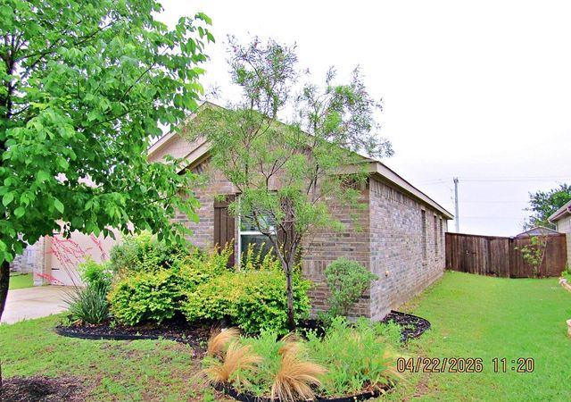 2757 Tobias Lane, Aubrey, TX 76227