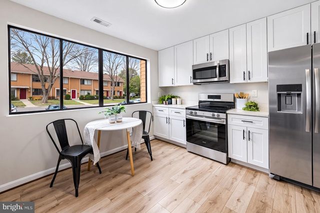 1359 ALMOND DR, Annapolis, MD 21409