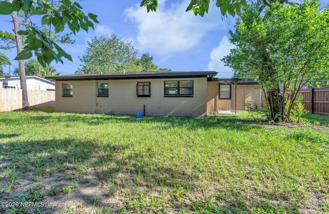 7420 STONEHURST Road S, Jacksonville, FL 32277