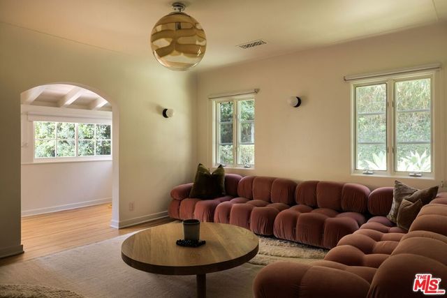 2177 Fern Dell Place, Los Angeles, CA 90068