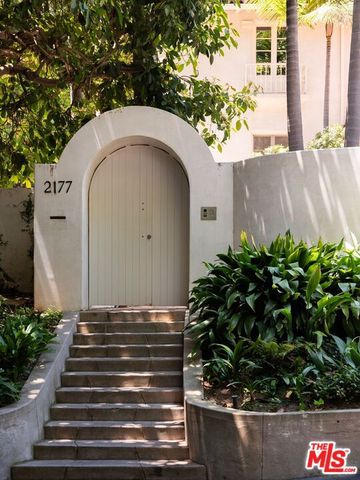 2177 Fern Dell Place, Los Angeles, CA 90068
