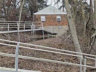809 Hillgrove, Beechview, PA 15216