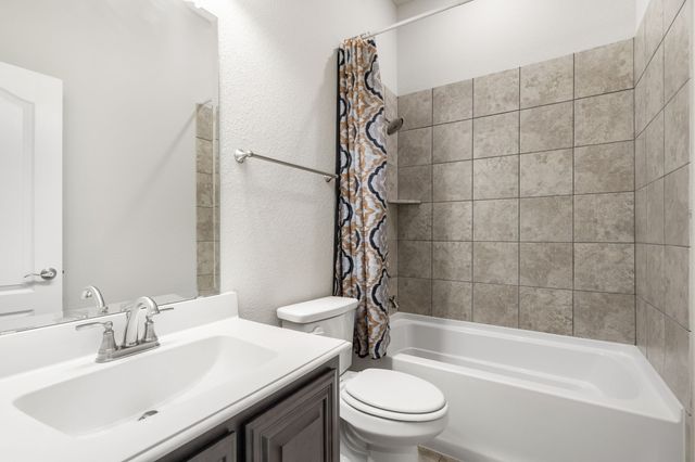2761 Lisa Maria Street, Burleson, TX 76028