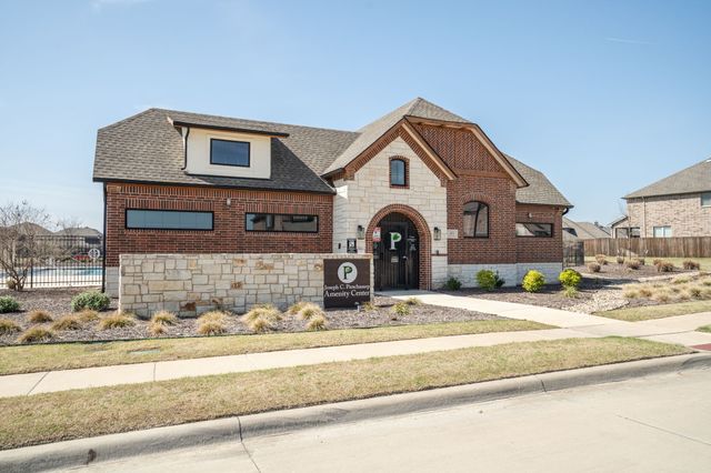 2761 Lisa Maria Street, Burleson, TX 76028