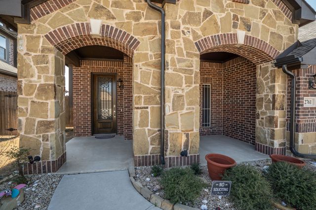 2761 Lisa Maria Street, Burleson, TX 76028