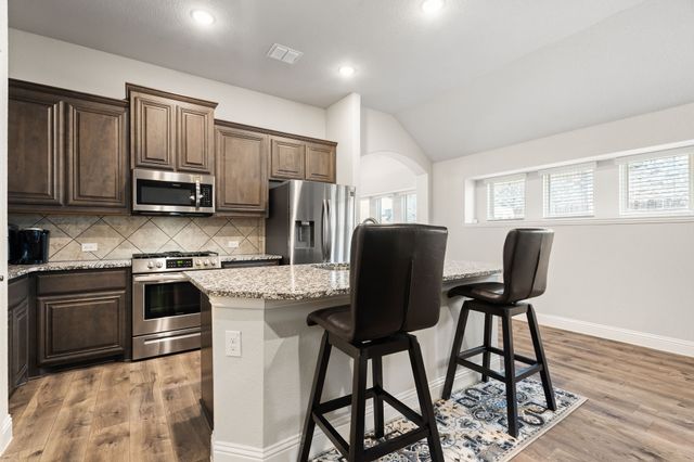2761 Lisa Maria Street, Burleson, TX 76028