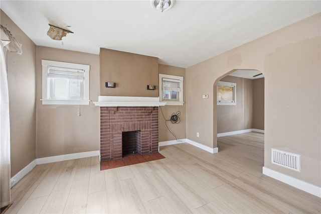 133 Pentland Ave, Brentwood, PA 15227