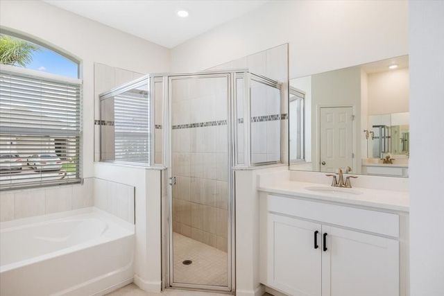 63 52nd Square, Vero Beach, FL 32968