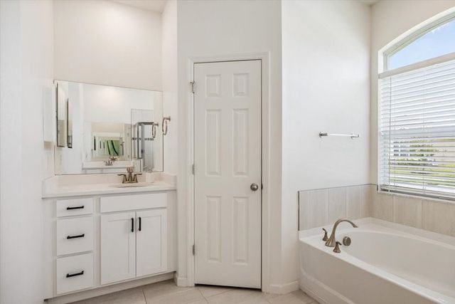 63 52nd Square, Vero Beach, FL 32968