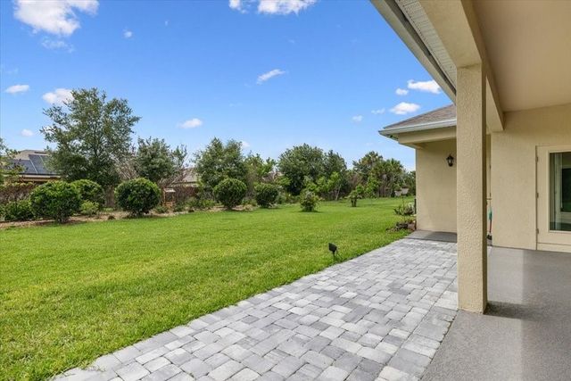 63 52nd Square, Vero Beach, FL 32968