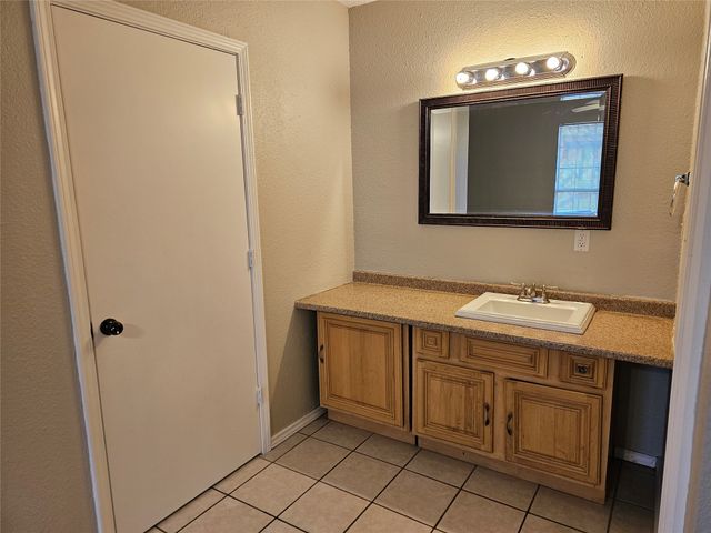 3108 Galemeadow Drive, Fort Worth, TX 76123